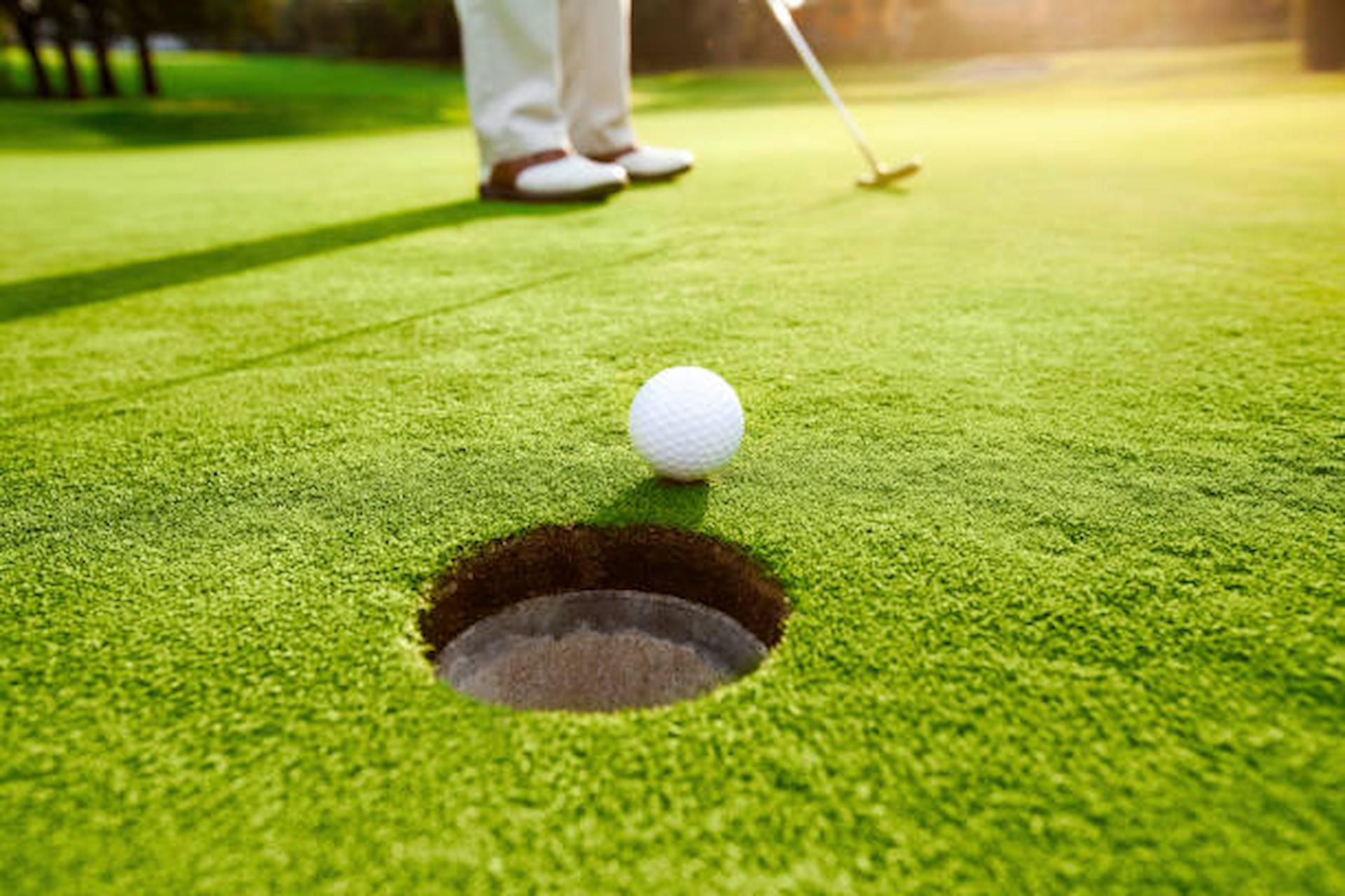 Why Crazy Golf Is A Popular Place In Hertfordshire?